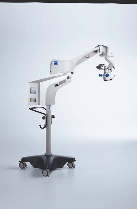 CARL ZEISS OPERATING MICROSCOPE