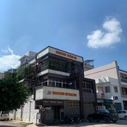 Exterior - 8